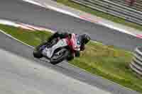 cadwell-no-limits-trackday;cadwell-park;cadwell-park-photographs;cadwell-trackday-photographs;enduro-digital-images;event-digital-images;eventdigitalimages;navarra;no-limits-trackdays;peter-wileman-photography;racing-digital-images;trackday-digital-images;trackday-photos